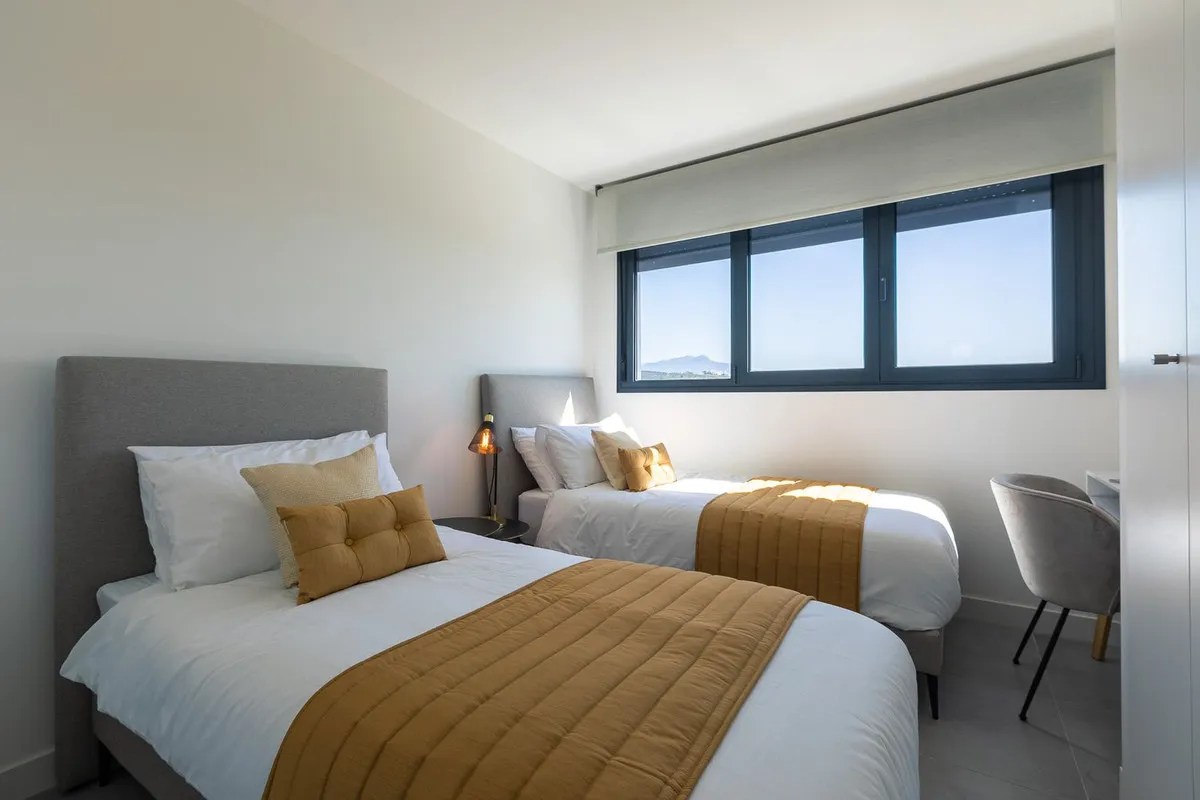 a3eba976-8e6b-4086-a2ff-9fcb43236241