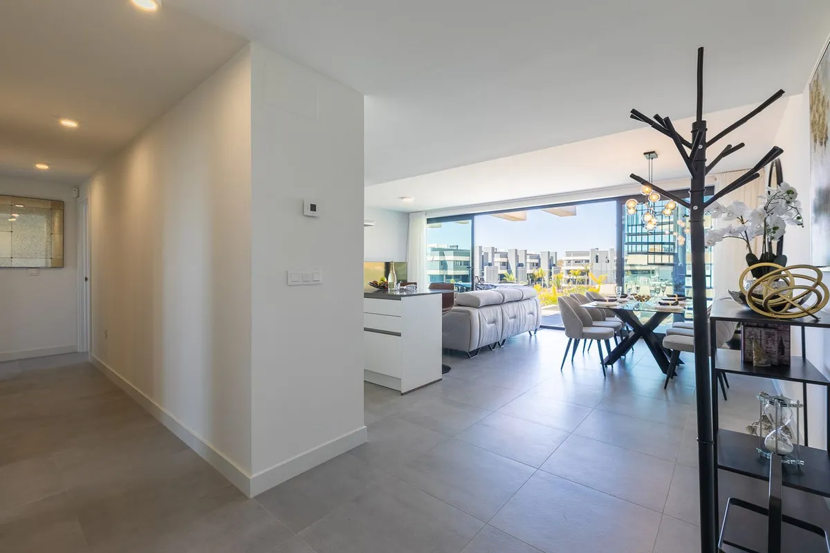 b0b81107-9026-444f-a8e9-0a2adc2fcc95