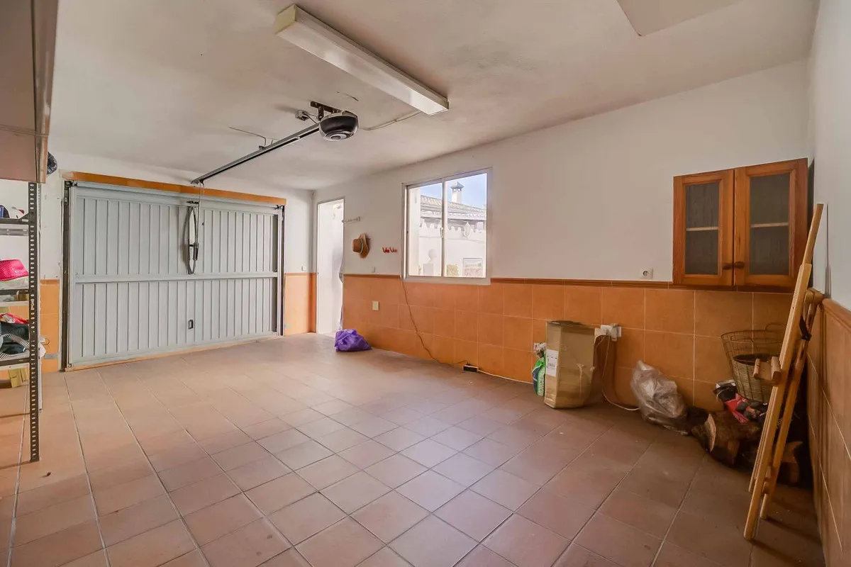 02eb1902-fba5-4daa-865f-18b891ffd025