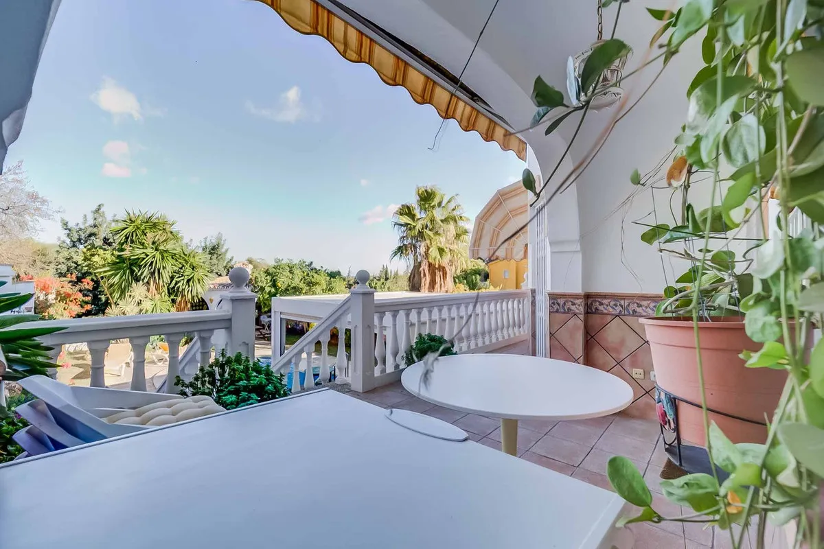 18871797-9dae-4a1c-8b5f-722cd860c27e