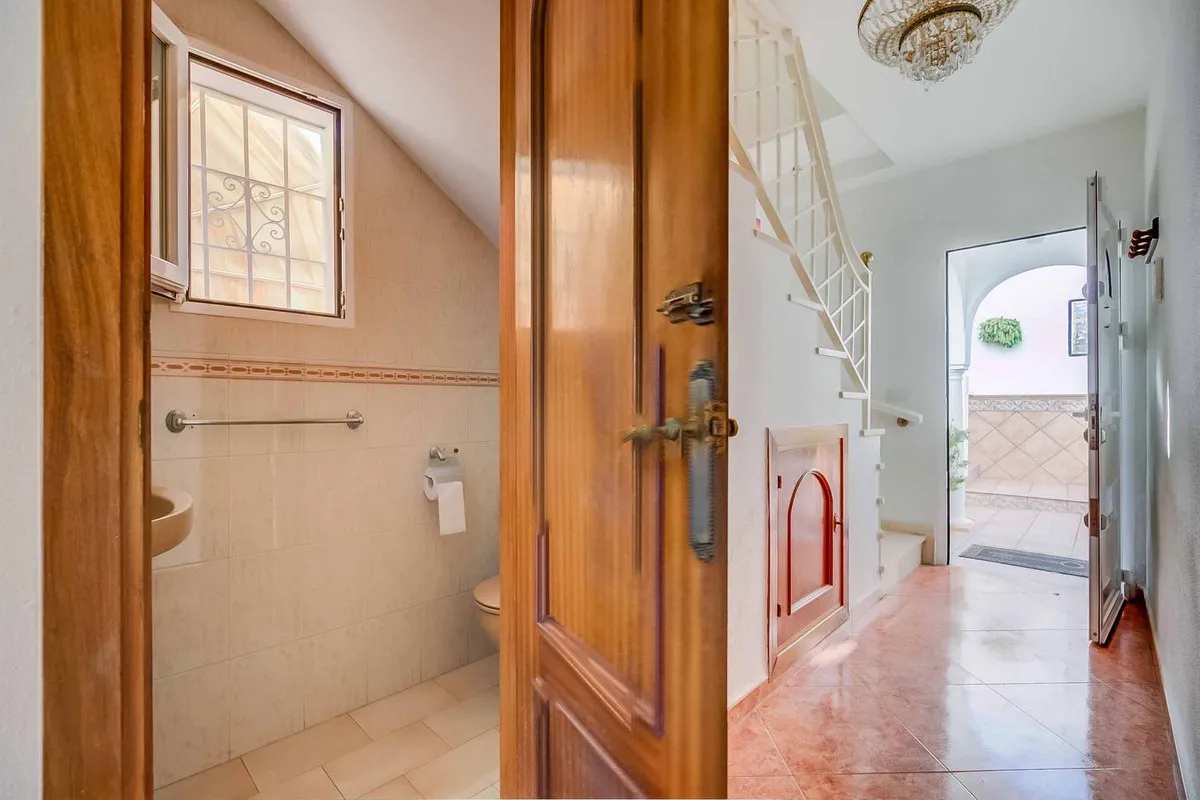 6a7eddec-3a29-438b-8286-6b990ceba2d7