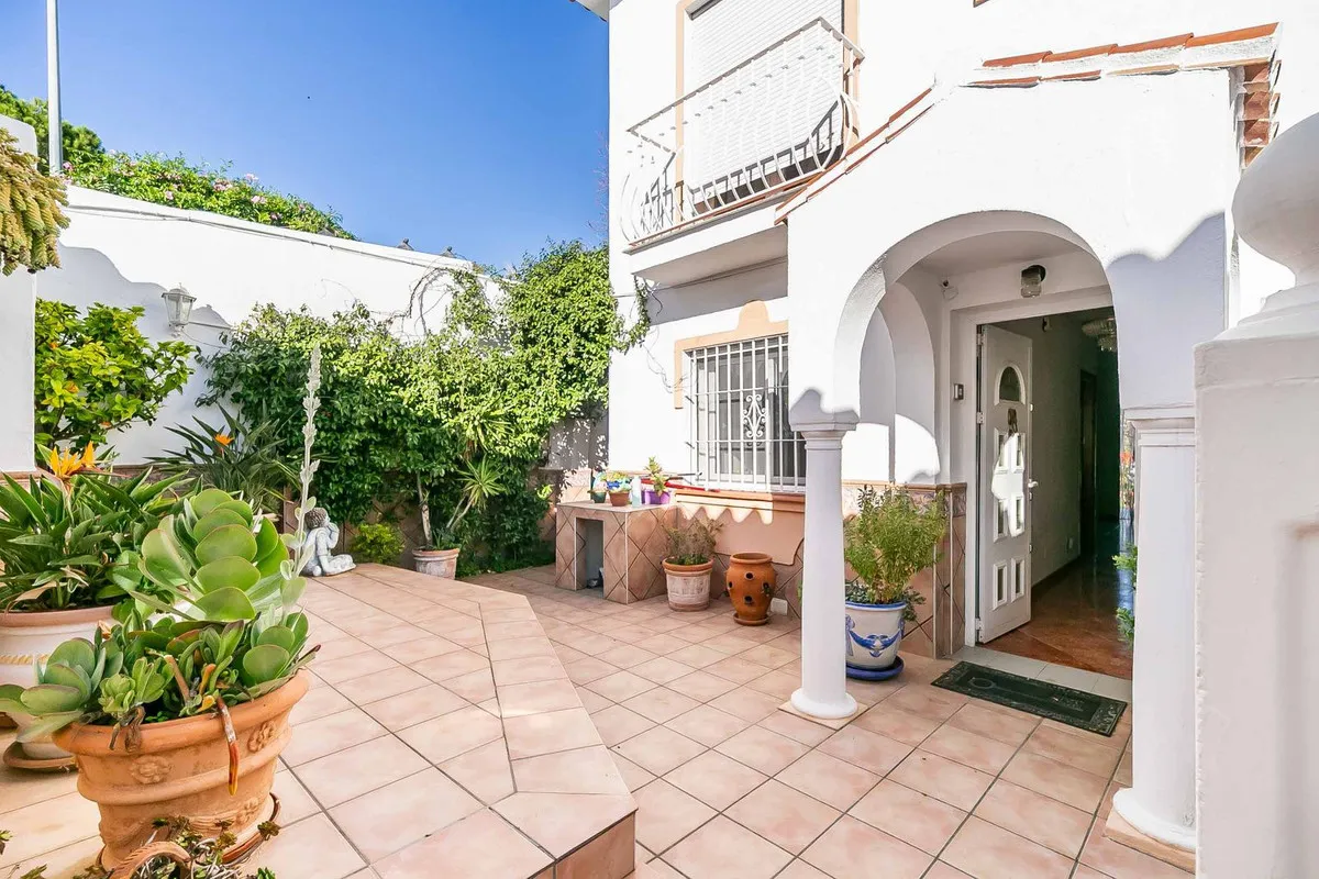 858c3627-0976-4911-b833-c140374d0521