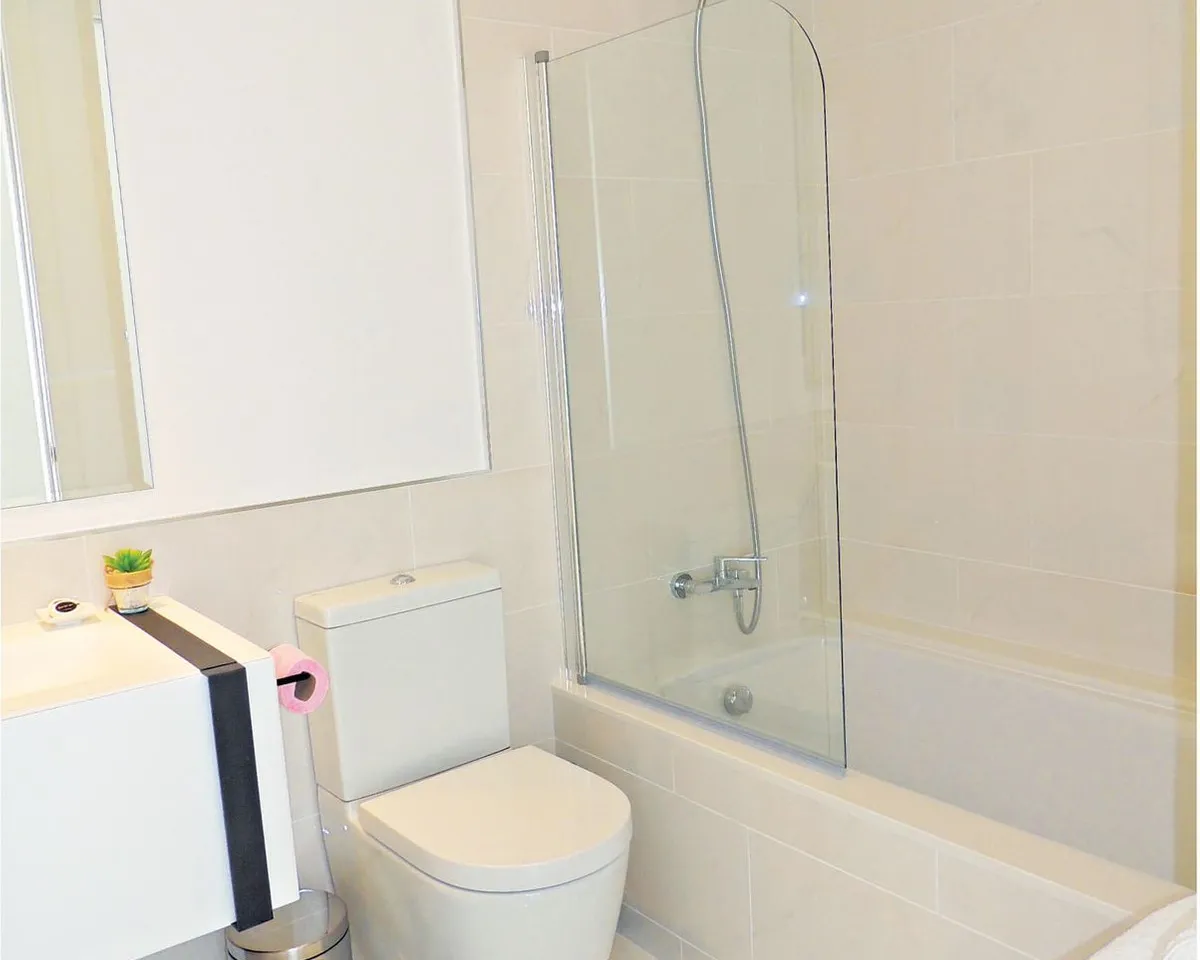 498d17aa-a5e0-46c0-a936-ac029a123620