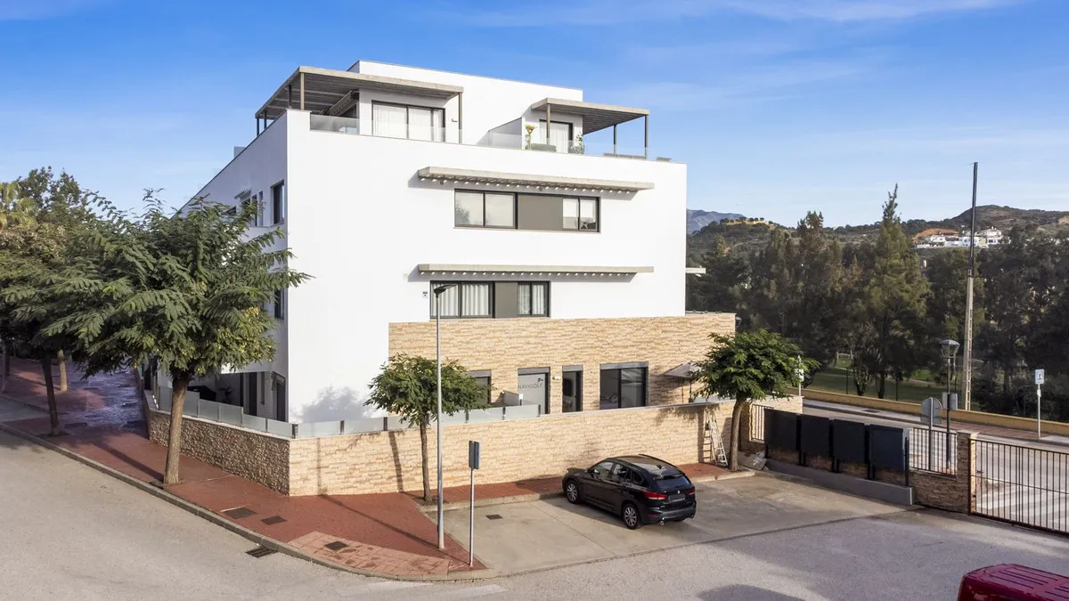 003b925d-8ec3-48ca-8993-4bbb0710af08