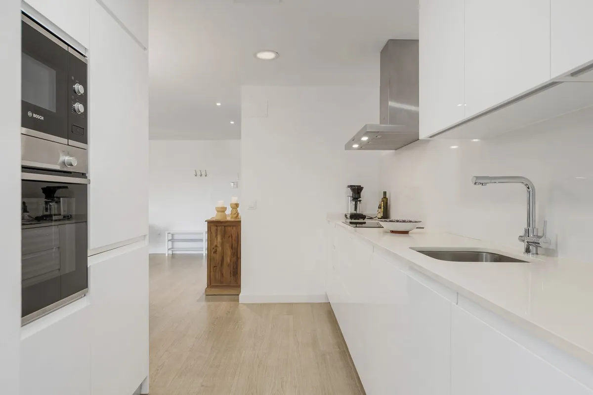 08a0485a-6281-43d6-a3d6-51b45298d857