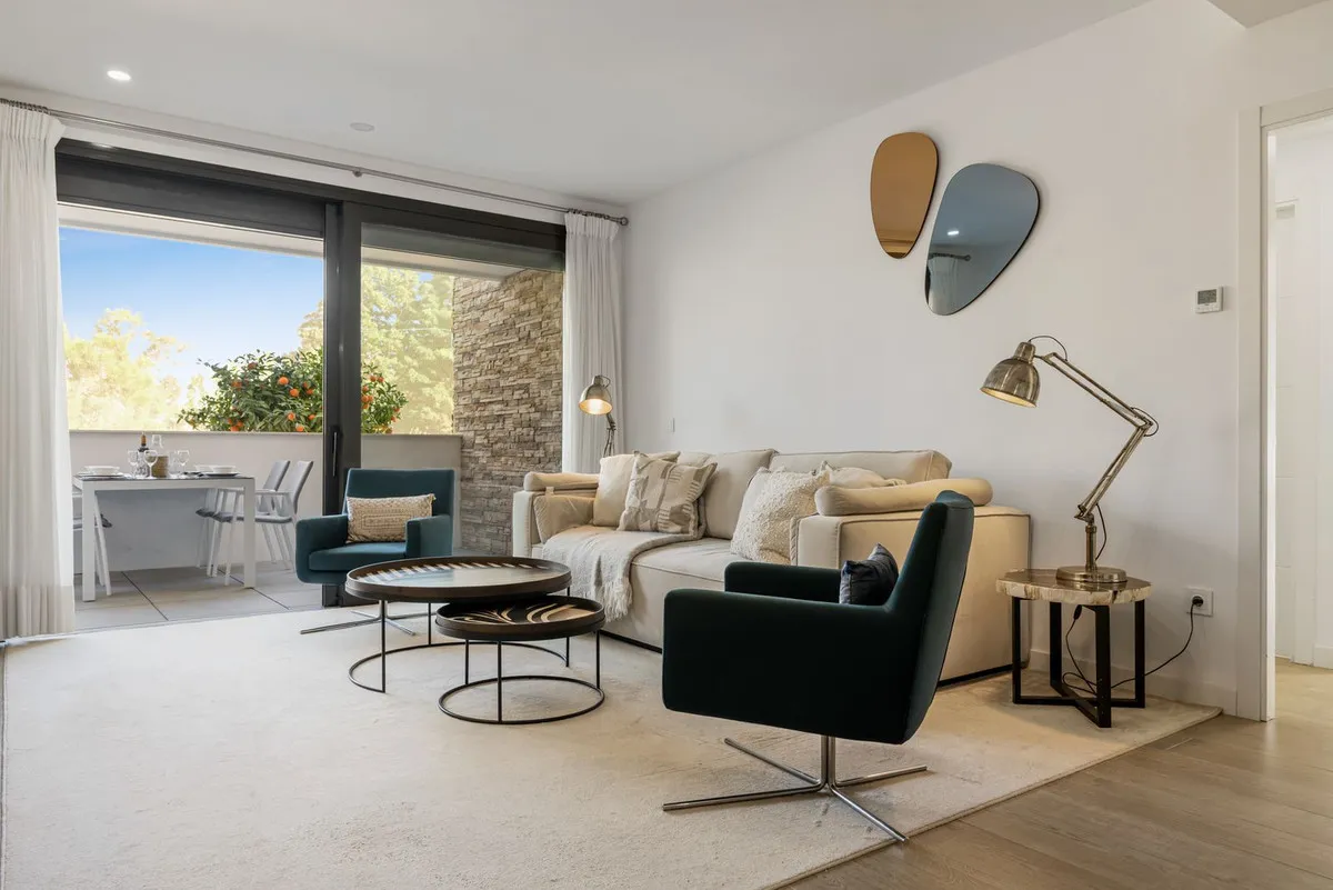 1e52cb33-2249-45db-850f-1e32f7d77b32