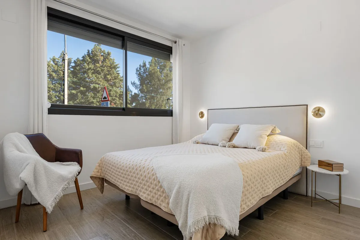 ba31823b-996b-4d90-81cb-1cc9f7d01f05