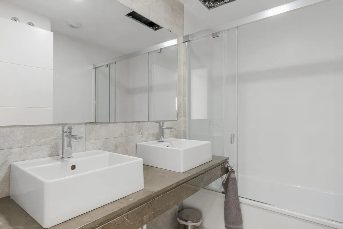 bc3b2f3a-cd26-41b0-b552-b1af7e96c359