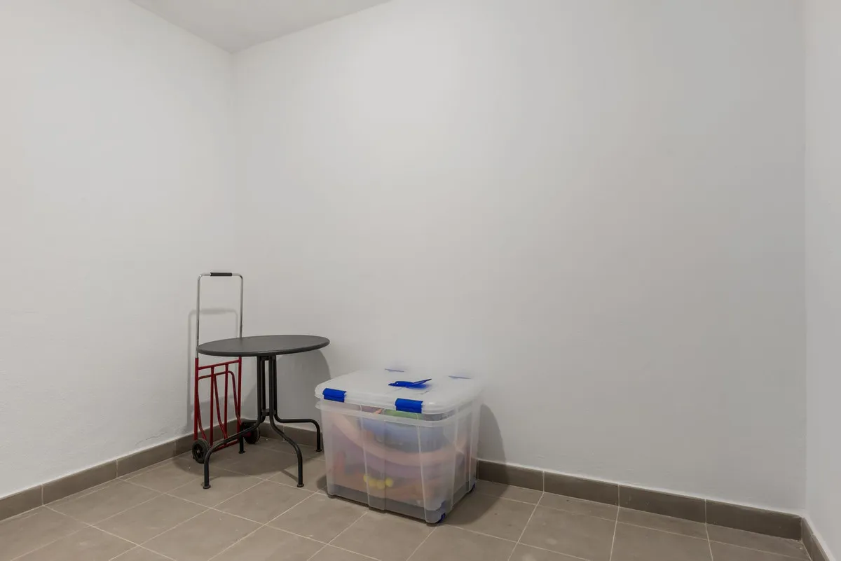 c8c1123b-5bf7-490e-8d2e-c82c29c449d0