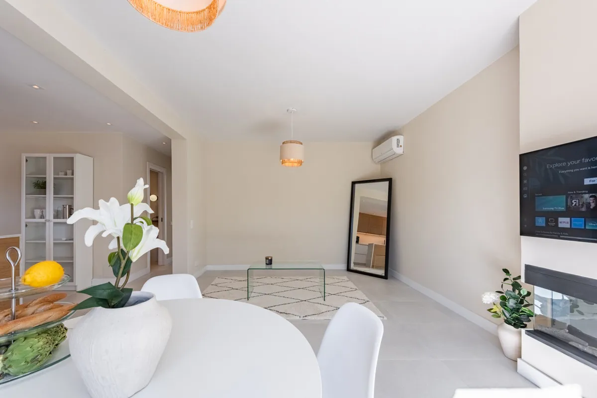 5a42e11a-00a6-4a74-9552-ef77dc2a28f4