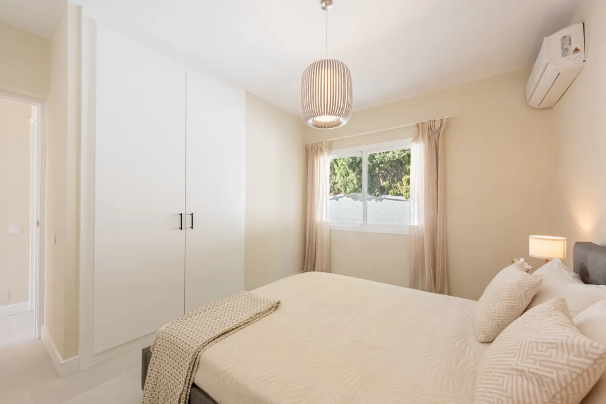 ca7e251d-4368-4b1f-a5ef-6fe06e06d85f