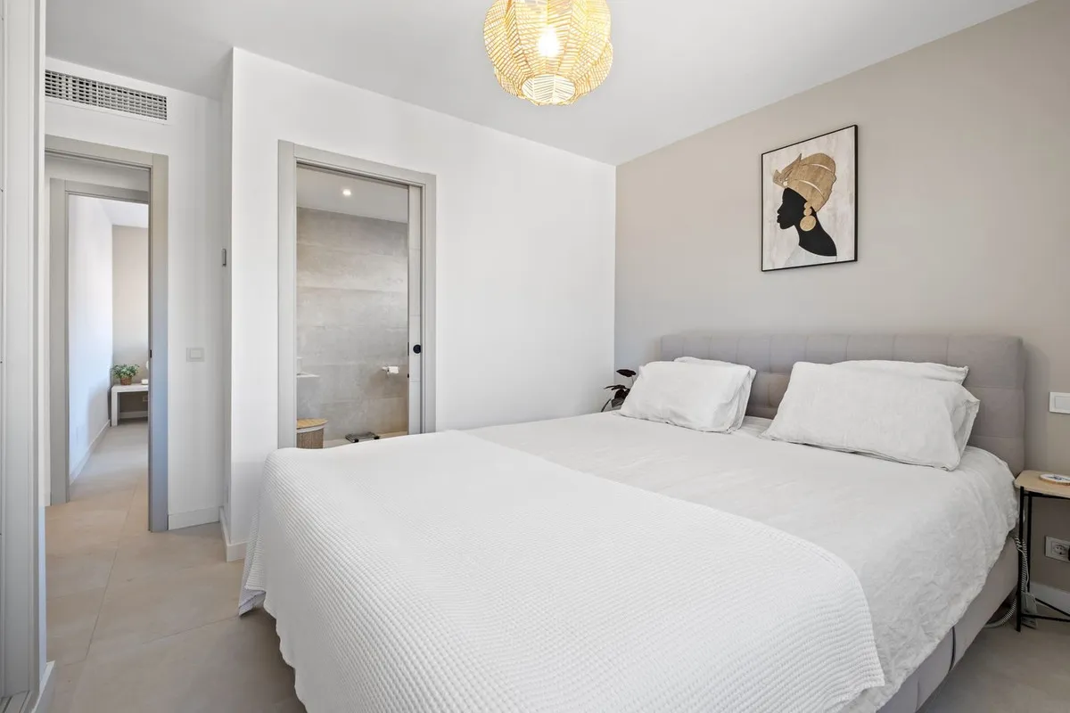 131639d8-8af4-479c-94e7-2139a29f5341