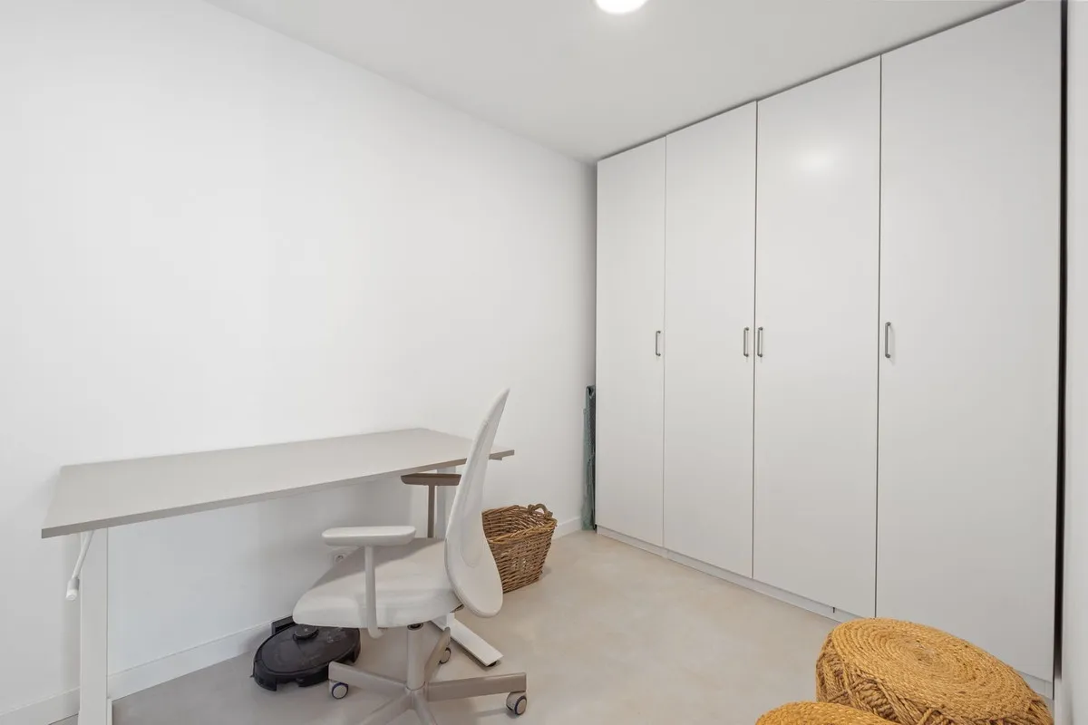 1d65a86d-1a62-4a5e-ba9d-c09de888ce3f