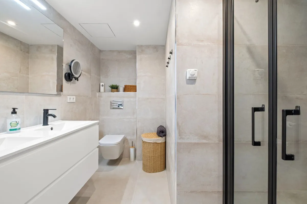 7430564c-011e-49da-9808-7f2b87fcf947