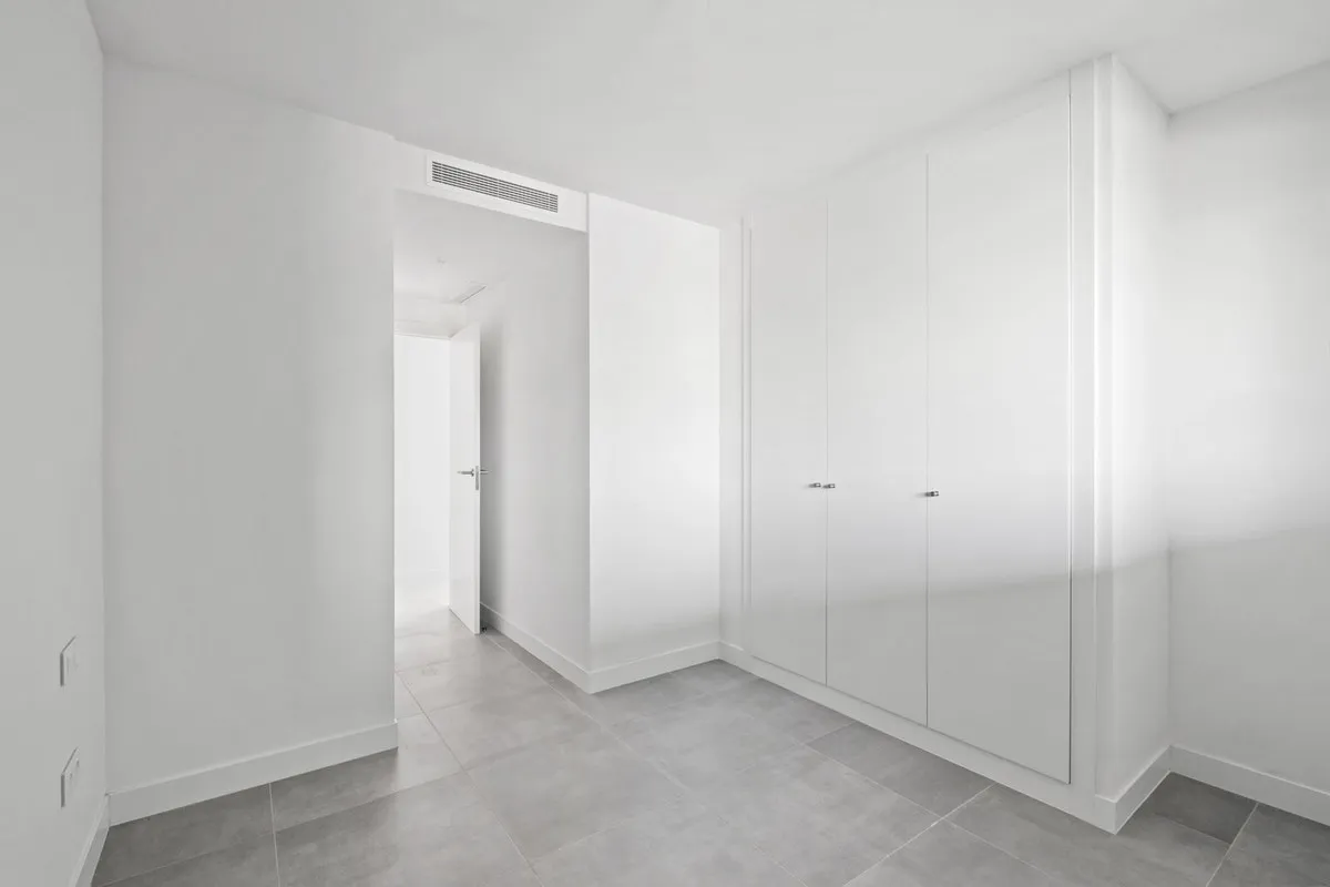 974f3edf-b68d-474a-99d7-e6067320839c