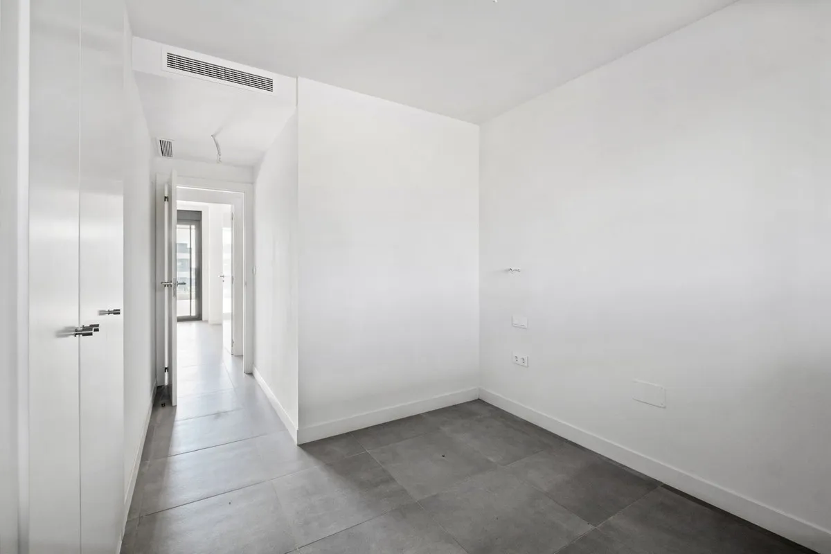 d3ea2a6a-aecb-4055-9a3f-bf72adbc1f6c