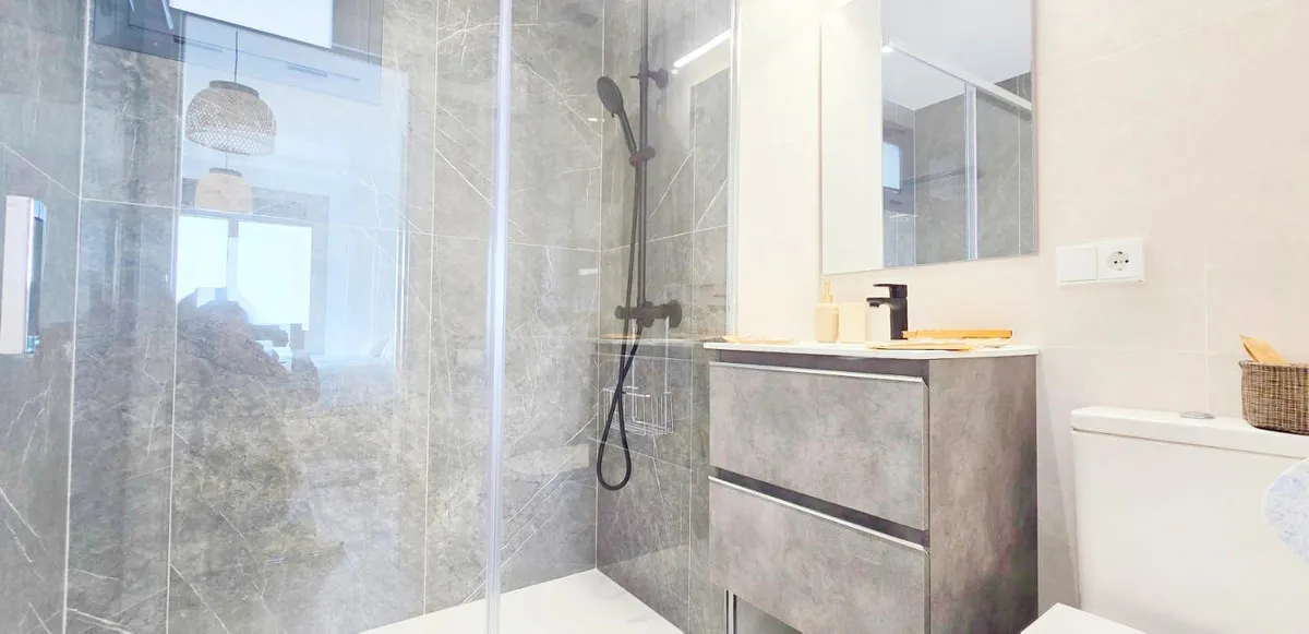 0b84efd6-c9e5-4423-9cbf-ab8926e1d881