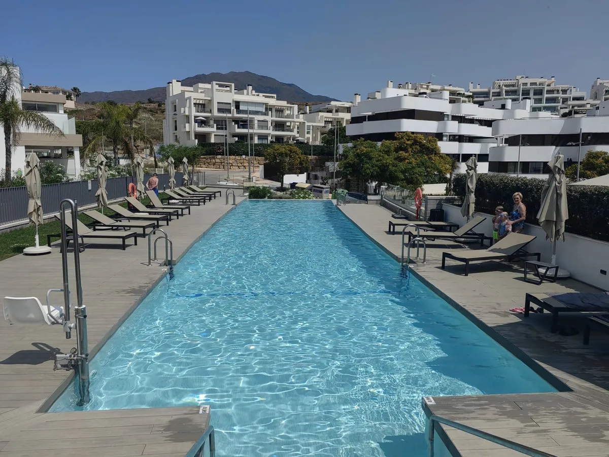 1bc49956-5701-4058-9d14-9c51818be7bb