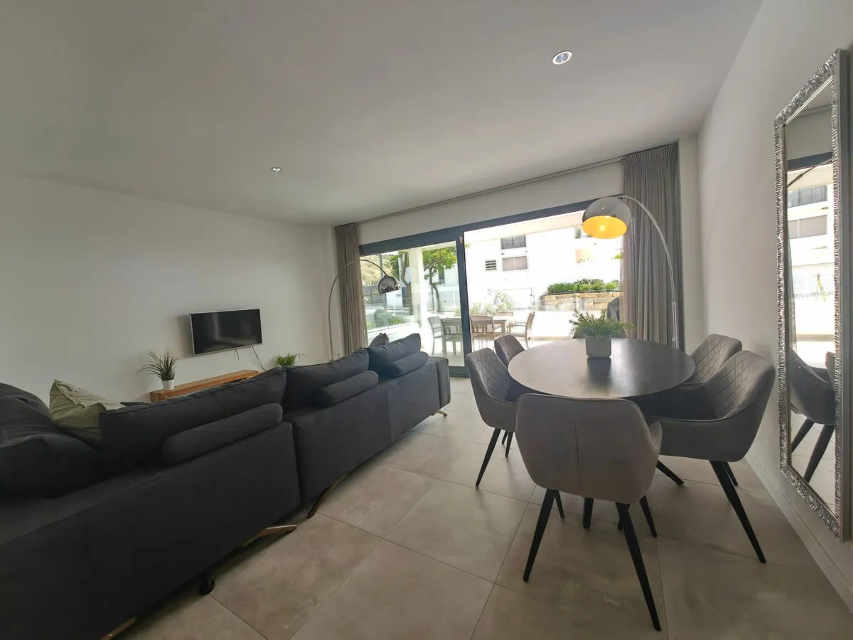 7b9fd977-5436-42cd-aeb8-5978c896dbda