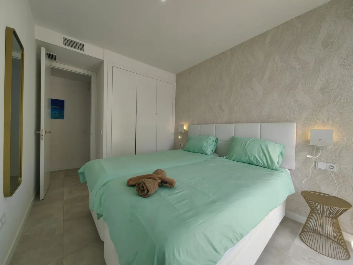 bc1e70bd-fca4-41f8-bf7b-a30845c460bd