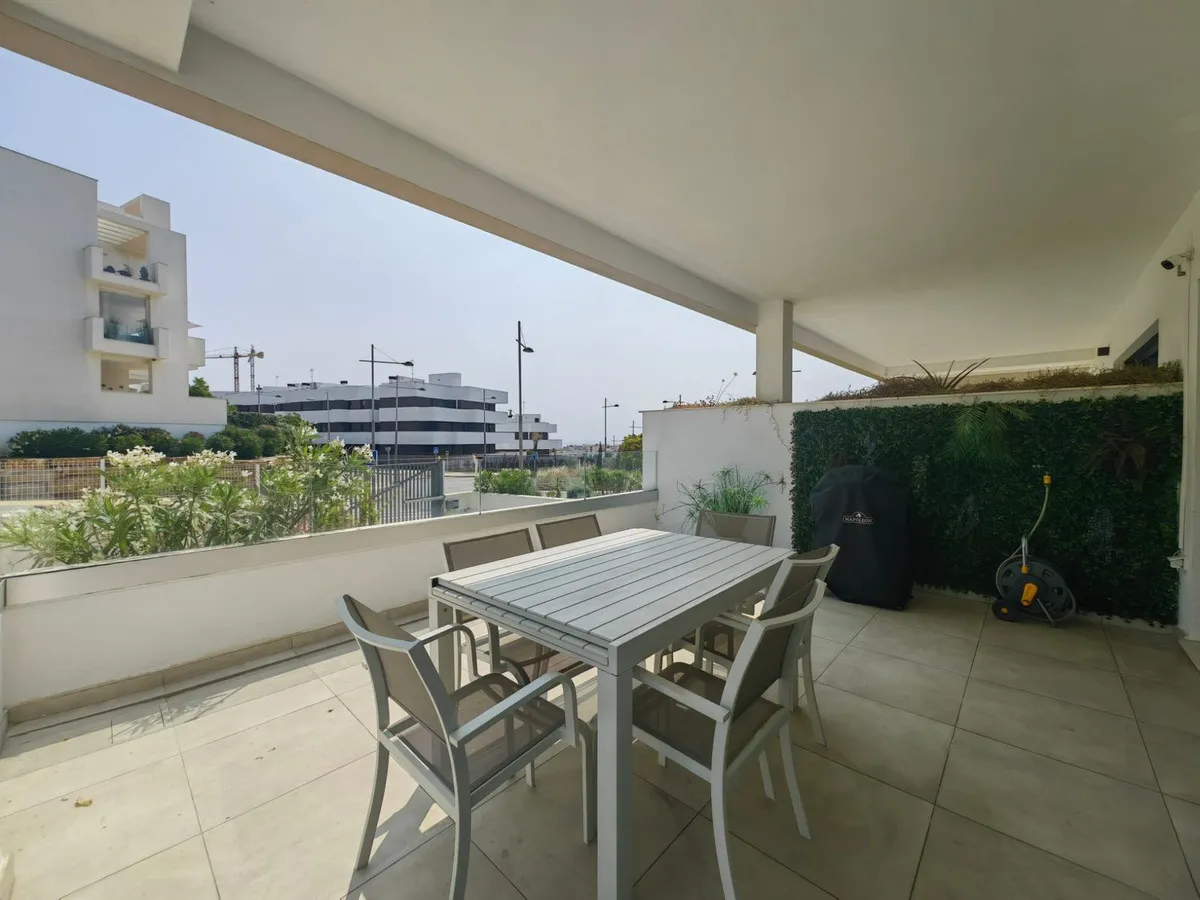 d496f6c0-1c66-4ee2-9fff-f11c3ba9fa30