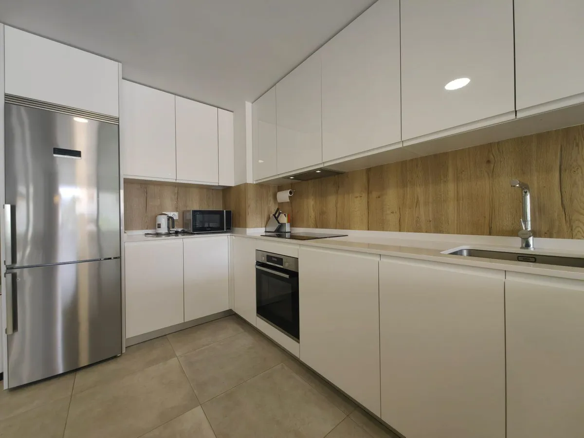 d90cd7db-8a7a-4291-a210-bcd056f32c33