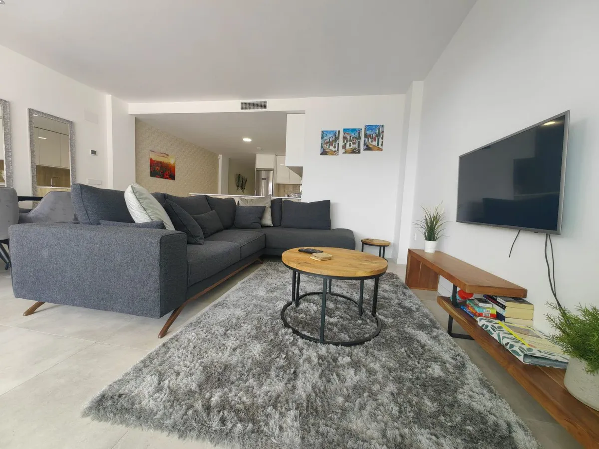 e3063a40-3993-4e99-8f2e-c8037a3102cf