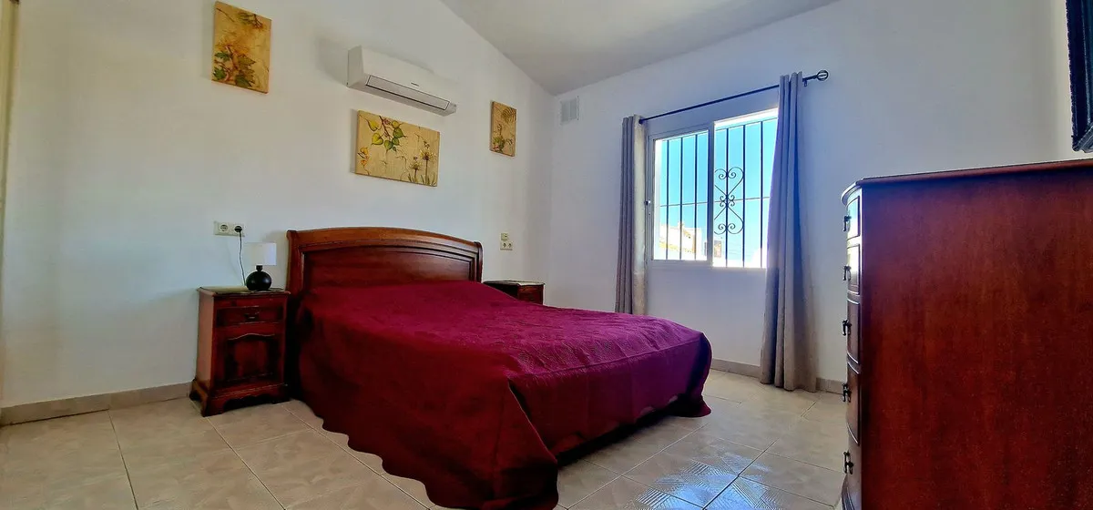 72d5b377-eb0c-4639-b536-1aedf3372674