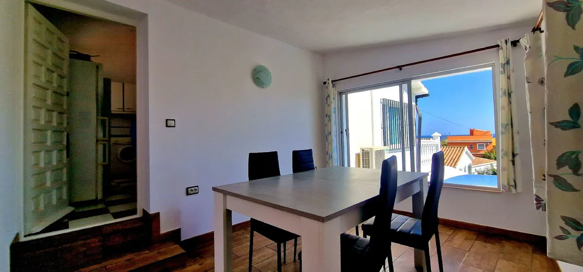 91c0a454-1f68-4017-8fdc-6f7601fd3918