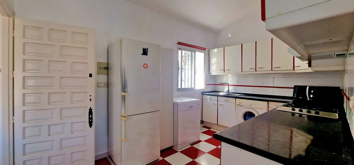 db74b8fc-941c-469e-90f2-072926950d7e