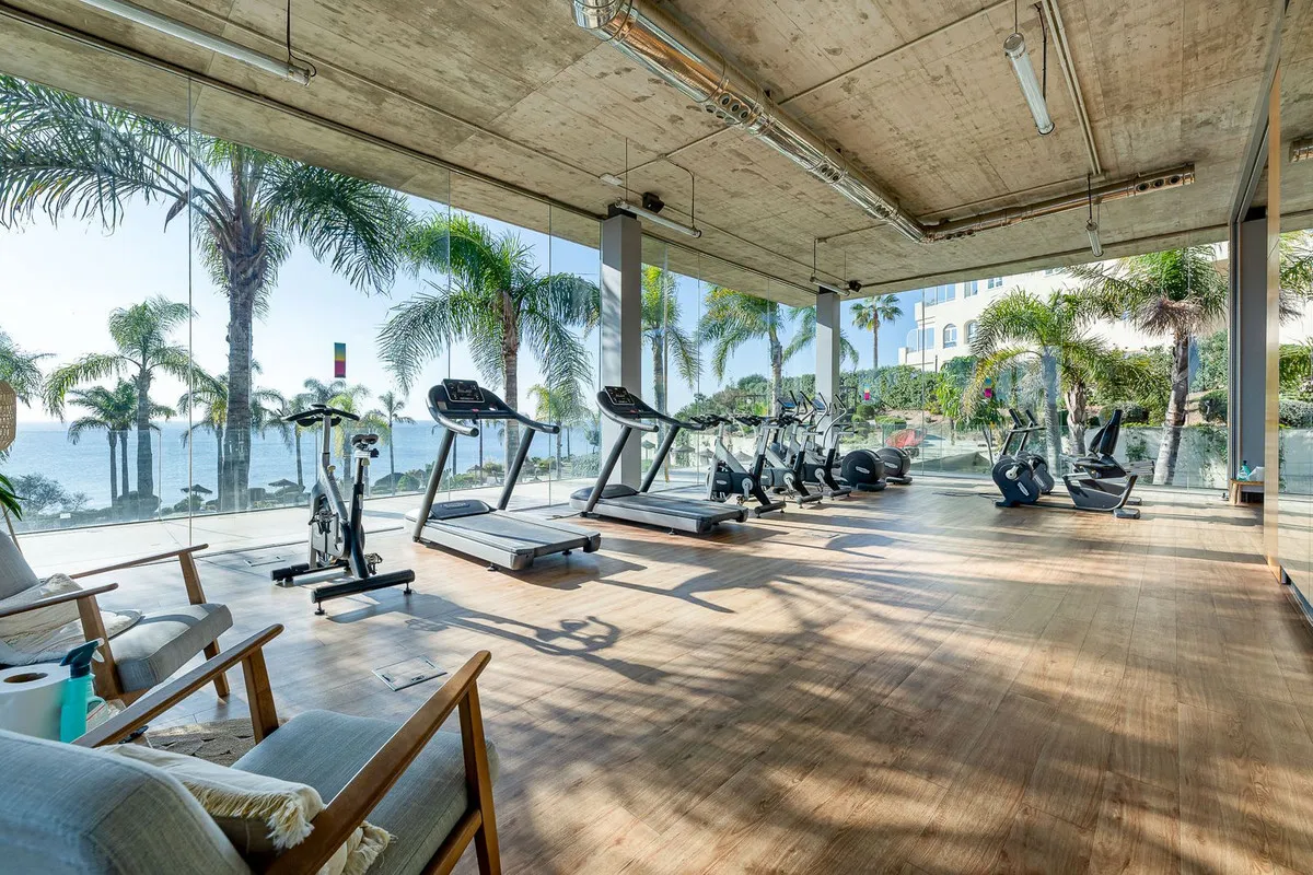 4adfafd5-83dc-44e9-a901-7a9b0ce5ad98