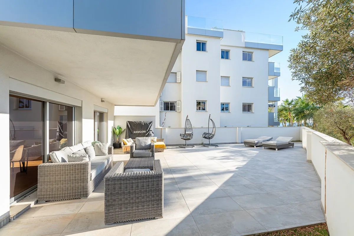 c52b571e-f228-4df9-907e-c898db968eaf