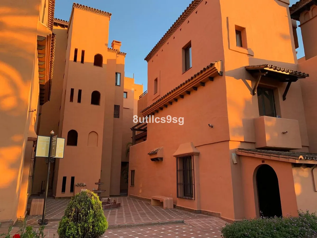 d314fd9c-dc42-40e8-8a54-7d8622207de7