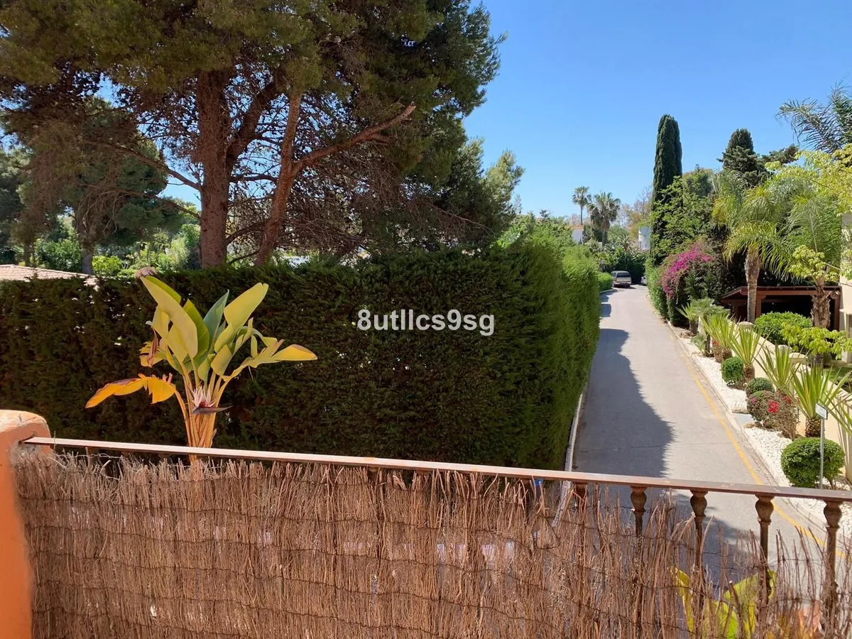 f4f0207e-8e56-4dd2-8f1a-bbc3544eb932