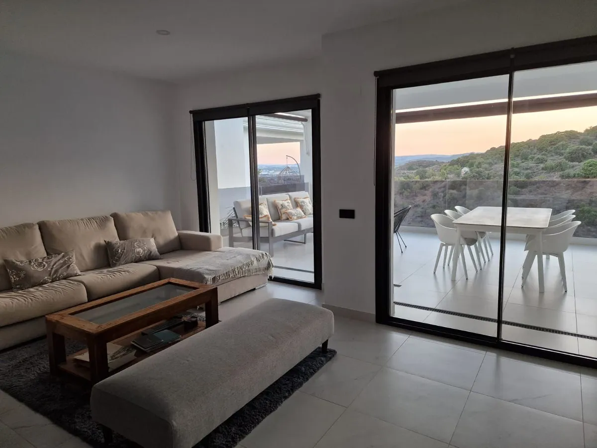 7665995f-b236-40e2-9ff4-5967a5f4ff6e