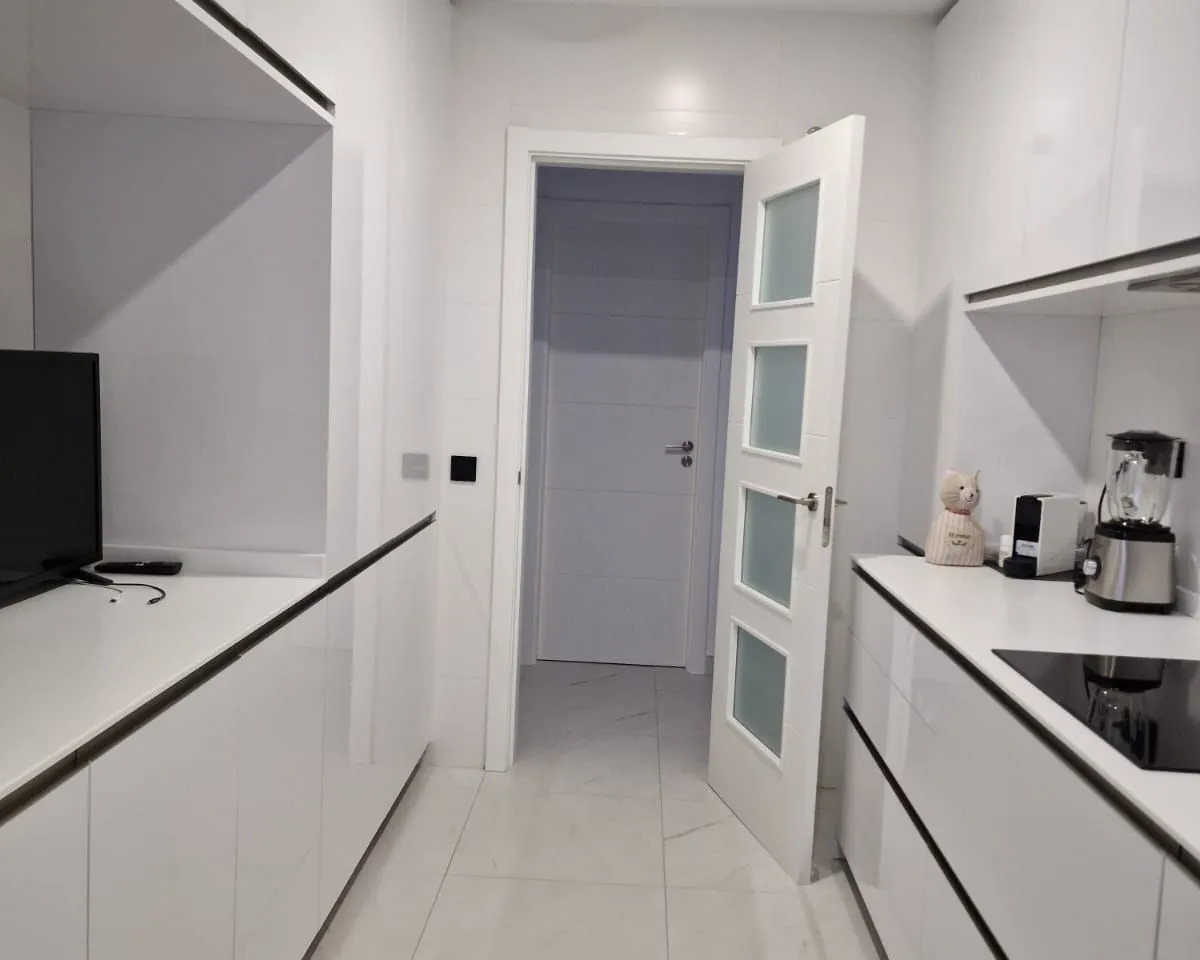 8de145ce-92b4-40dc-8fee-61283615d0d4