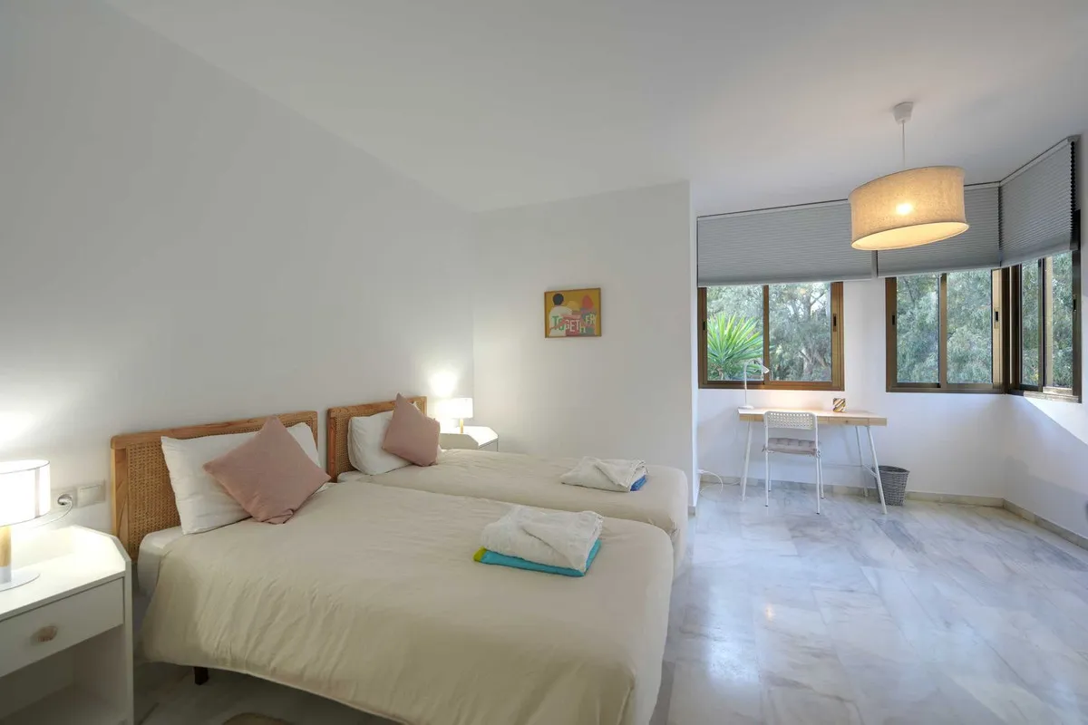 13ab6a3c-eea3-4412-b607-91e947c932e3