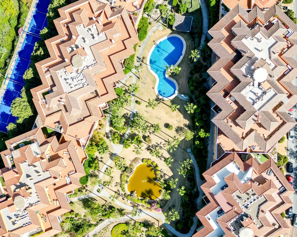 15a7c5a7-54e5-44d6-8f5d-94f096e391cb