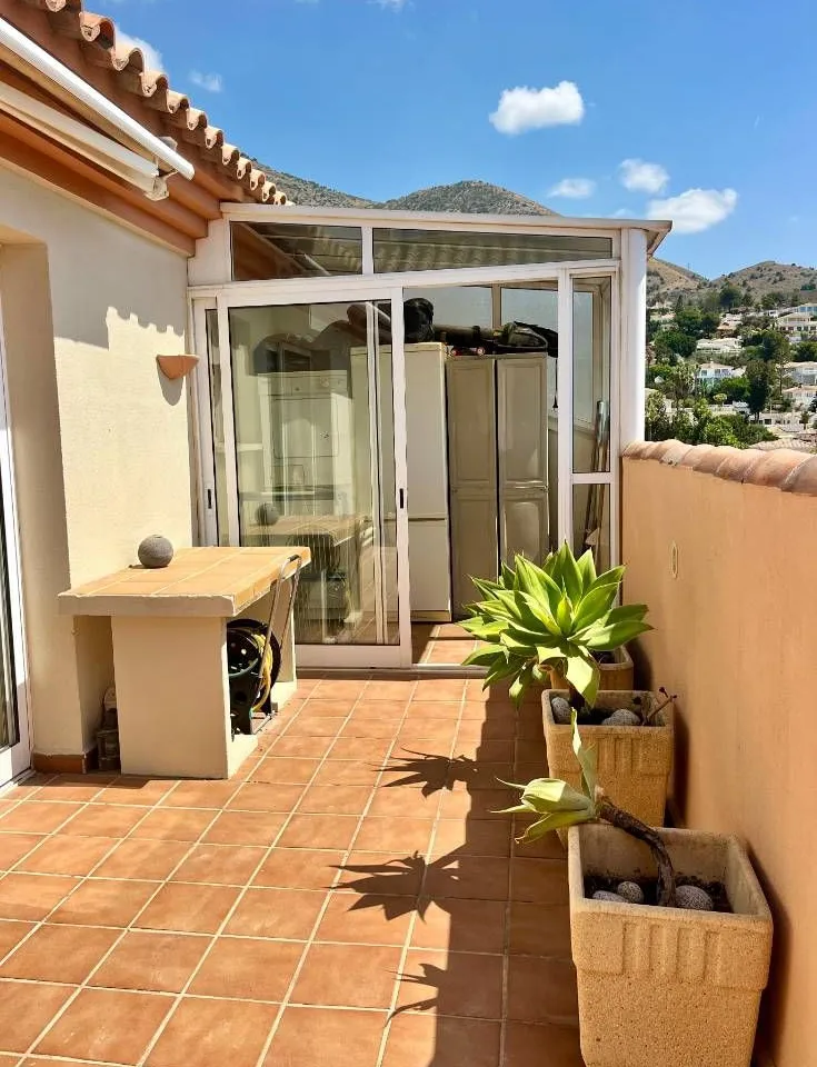 39bb9e97-72dc-4cc6-95ea-a7a193d92924