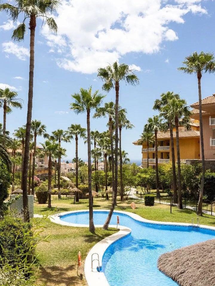 ff8b1b6c-6ba8-4343-a82d-2b95876ee428