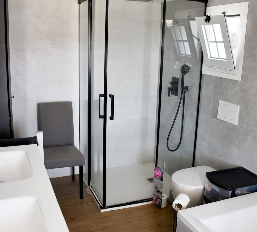 12e46cea-a360-45f6-a7fd-3ceb6ab83339