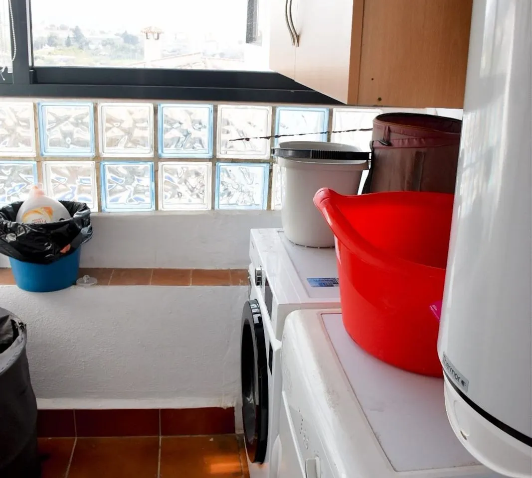 4e490c78-94bb-40ca-a7e2-ae399308e1a6