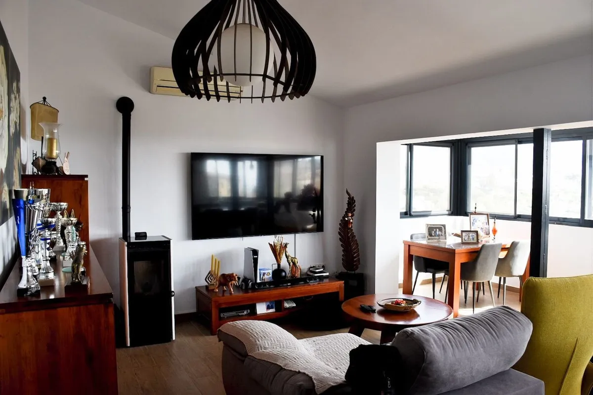 9df753db-db52-4b8d-84d3-7d17ad3d4c63