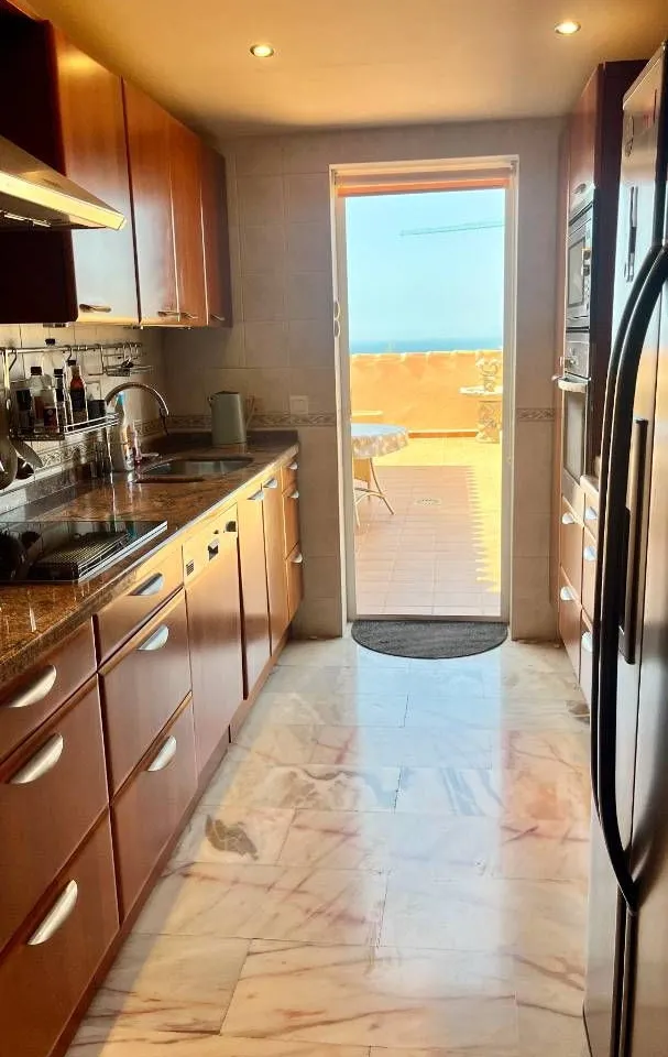 129a0957-af27-4903-a00f-10fef7f45b1e