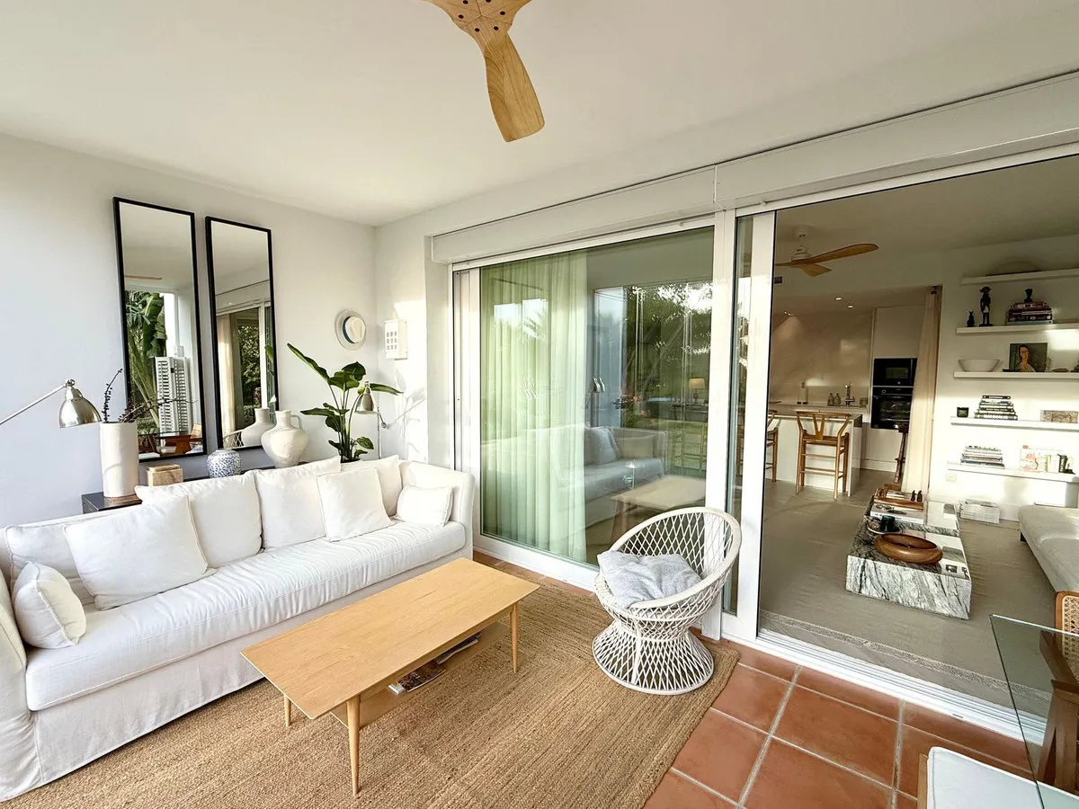 27f34254-48d5-4885-ae39-728355686b6e