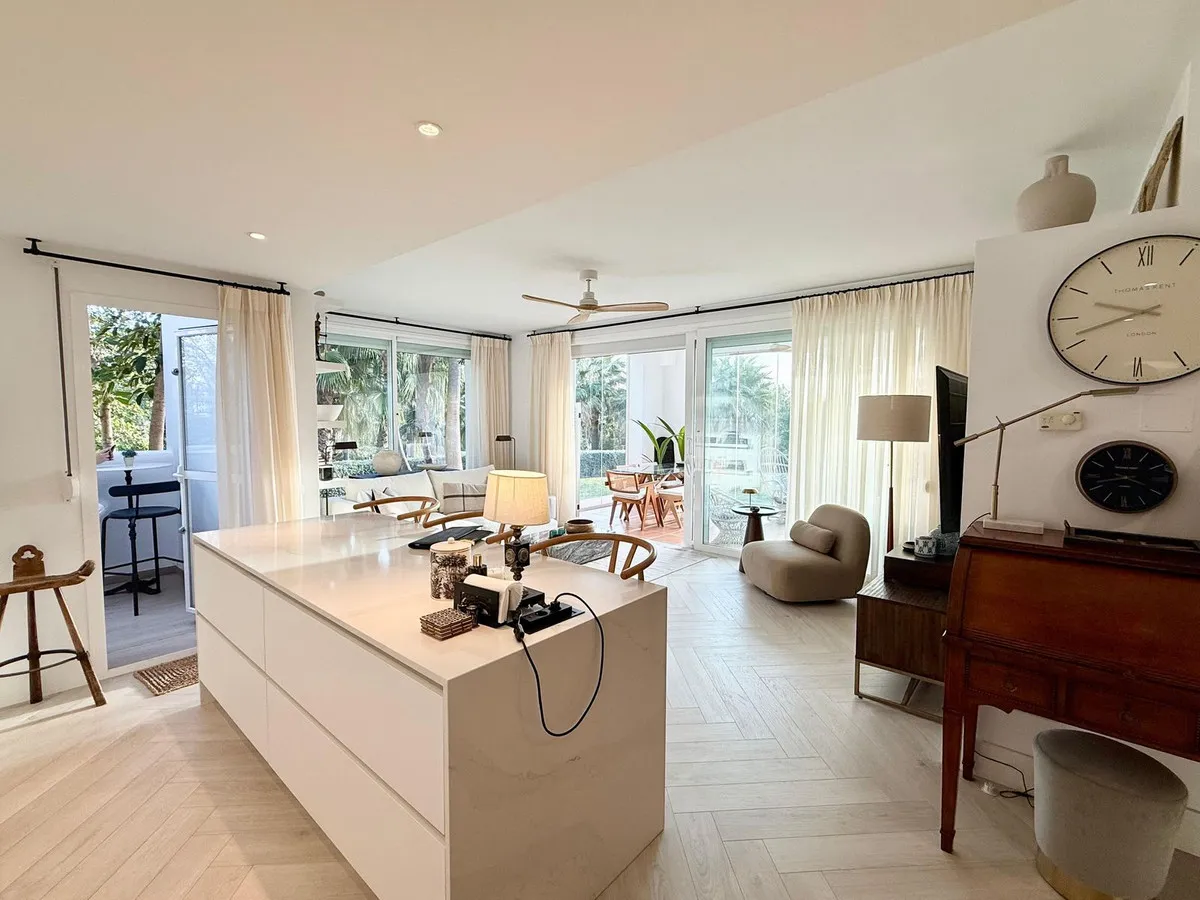 34569614-6762-4c36-a33e-d9853f1bc348