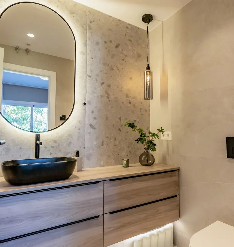 3ab8dfc1-1d8f-439d-9947-4a7b1f01d2f1