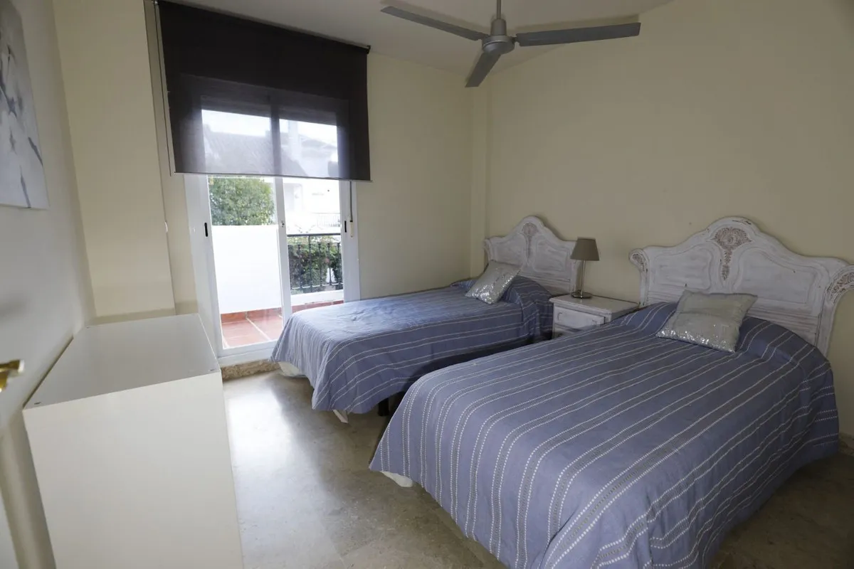 ec5f8ceb-542f-41c7-8f4c-29ca3a3dc214