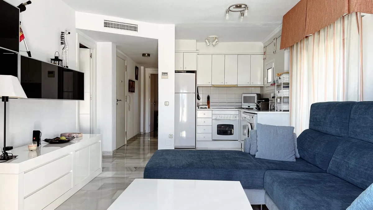 103f44a2-1434-4872-9038-62df05f60e98