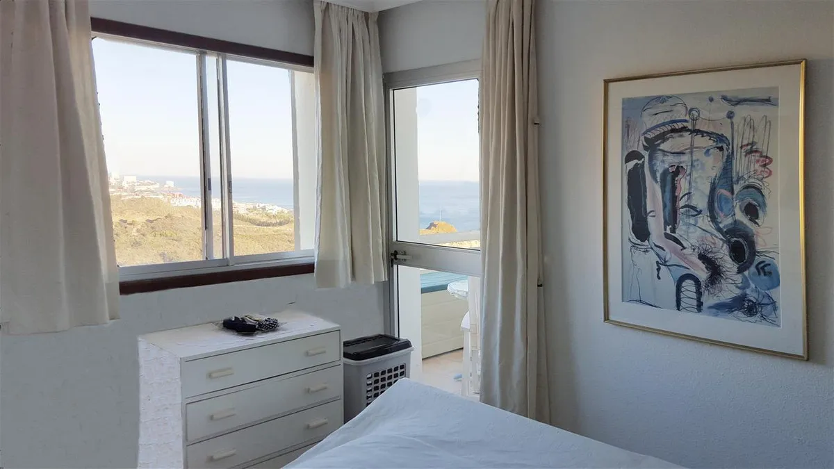 b7bc0676-53f2-4942-a4a6-d72cfb9b3930